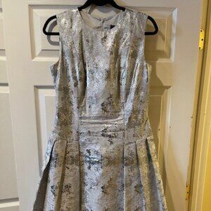 Carmen Marc Valvo Size 10 Silver Cocktail Dress